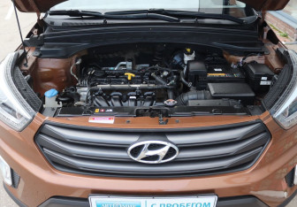 Подержанный автомобиль Hyundai Creta 2018 года (9 фото)