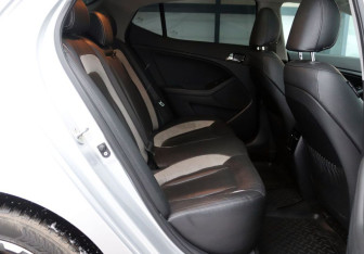 Подержанный автомобиль Kia Optima Sedan 2013 года (11 фото)