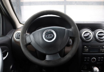 Подержанный автомобиль LADA (ВАЗ) Largus Wagon 2014 года (16 фото)