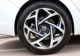 Подержанный автомобиль Opel Insignia Sedan 2013 года (16 фото)