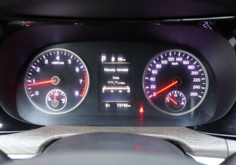 Подержанный автомобиль Kia K5 2021 года (18 фото)