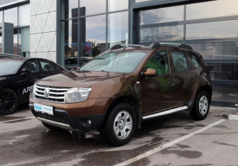 Подержанный автомобиль Renault Duster 2013 года (1 фото)
