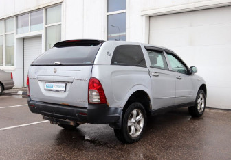 Подержанный автомобиль SsangYong Actyon Sports 2008 года (5 фото)