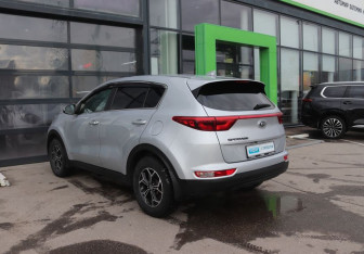Подержанный автомобиль Kia Sportage 2018 года (3 фото)