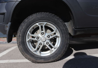 Подержанный автомобиль Chevrolet Niva 2011 года (9 фото)