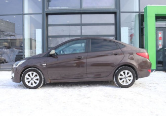 Подержанный автомобиль Hyundai Solaris Sedan 2016 года (2 фото)