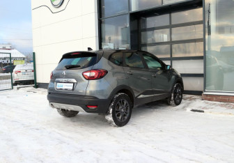 Подержанный автомобиль Renault Kaptur 2021 года (5 фото)