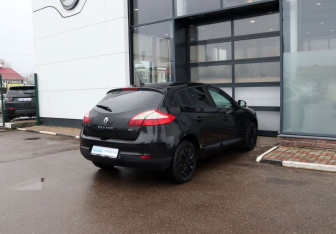 Подержанный автомобиль Renault Megane Hatchback 2009 года (5 фото)