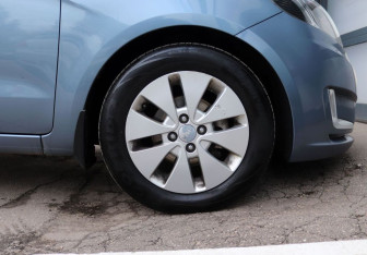 Подержанный автомобиль Kia Rio Sedan 2014 года (9 фото)