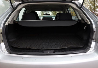 Подержанный автомобиль Subaru Impreza Hatchback 2010 года (10 фото)