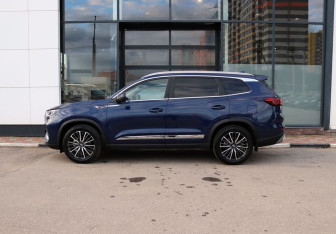 Подержанный автомобиль Chery Tiggo 8 Pro 2022 года (2 фото)