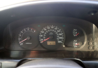 Подержанный автомобиль Kia Spectra Sedan 2006 года (18 фото)