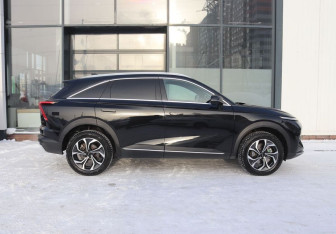 Подержанный автомобиль Haval F7 2024 года (7 фото)