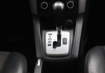 Подержанный автомобиль Chevrolet Captiva 2011 года (16 фото)