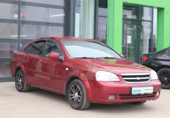 Подержанный автомобиль Chevrolet Lacetti Sedan 2008 года (7 фото)