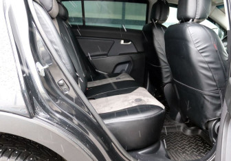 Подержанный автомобиль Kia Sportage 2012 года (11 фото)