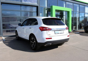 Подержанный автомобиль Zotye T600 2017 года (3 фото)