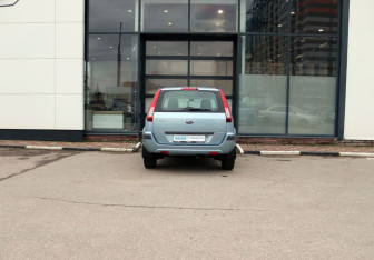 Подержанный автомобиль Ford Fusion 2007 года (4 фото)