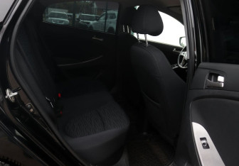 Подержанный автомобиль Hyundai Solaris Sedan 2014 года (8 фото)