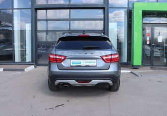 Подержанный автомобиль LADA (ВАЗ) Vesta Wagon 2020 года (4 фото)