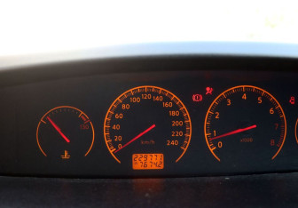 Подержанный автомобиль Nissan Primera Sedan 2005 года (17 фото)