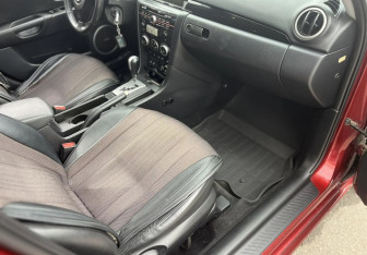 Подержанный автомобиль Mazda 3 Sedan 2008 года (10 фото)