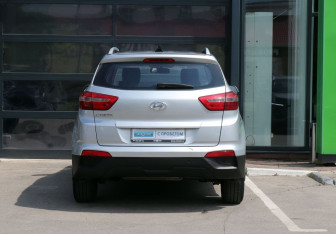 Подержанный автомобиль Hyundai Creta 2016 года (3 фото)