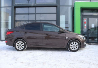 Подержанный автомобиль Hyundai Solaris Sedan 2016 года (6 фото)