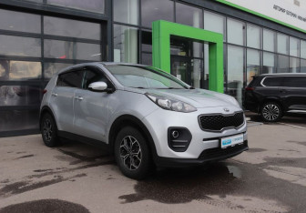 Подержанный автомобиль Kia Sportage 2018 года (7 фото)