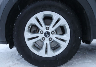 Подержанный автомобиль Kia Sportage 2016 года (9 фото)