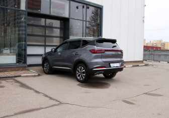 Подержанный автомобиль Chery Tiggo 7 Pro Max 2023 года (3 фото)