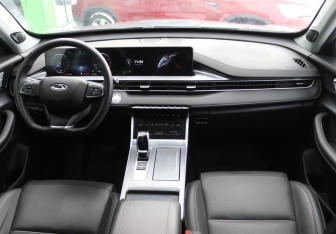 Подержанный автомобиль Chery Tiggo 7 Pro Max 2023 года (14 фото)