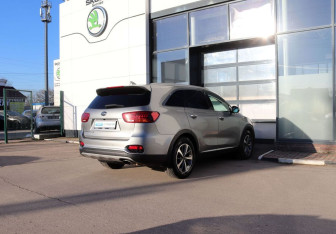 Подержанный автомобиль Kia Sorento 2019 года (5 фото)
