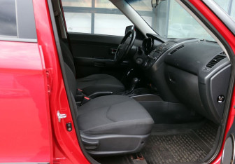 Подержанный автомобиль Kia Soul 2011 года (9 фото)