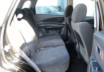 Подержанный автомобиль Hyundai Tucson 2008 года (12 фото)
