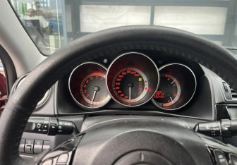 Подержанный автомобиль Mazda 3 Sedan 2008 года (9 фото)