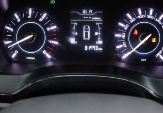 Подержанный автомобиль Chery Tiggo 3 2017 года (16 фото)