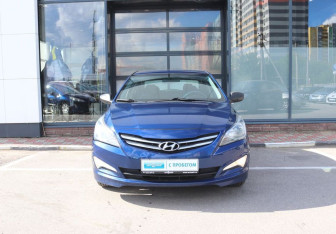 Подержанный автомобиль Hyundai Solaris Sedan 2015 года (8 фото)