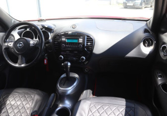 Подержанный автомобиль Nissan Juke 2013 года (14 фото)