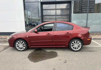 Подержанный автомобиль Mazda 3 Sedan 2008 года (2 фото)