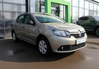 Подержанный автомобиль Renault Logan Sedan 2015 года (7 фото)