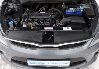 Подержанный автомобиль Kia Rio Sedan 2019 года (10 фото)