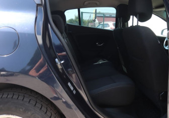 Подержанный автомобиль Renault Megane Hatchback 2012 года (11 фото)