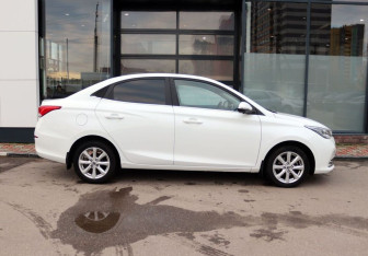 Подержанный автомобиль Changan Alsvin 2023 года (6 фото)