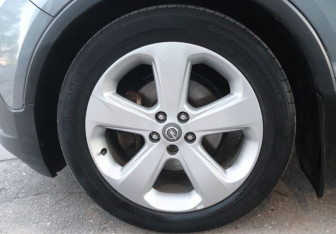 Подержанный автомобиль Opel Mokka 2014 года (17 фото)