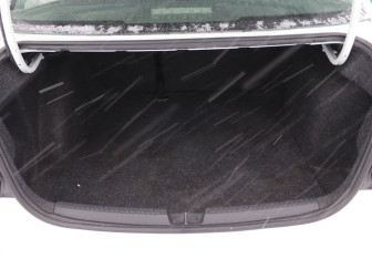 Подержанный автомобиль Volkswagen Polo Sedan 2015 года (10 фото)