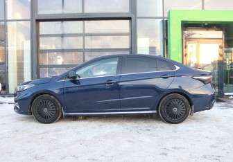 Подержанный автомобиль Omoda S5 2023 года (2 фото)