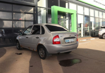 Подержанный автомобиль LADA (ВАЗ) Kalina Sedan 2008 года (3 фото)