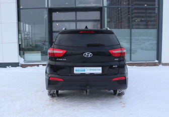 Подержанный автомобиль Hyundai Creta 2017 года (4 фото)
