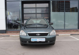 Подержанный автомобиль LADA (ВАЗ) Priora Wagon 2010 года (8 фото)
